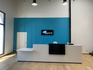 Rénovation agence et bureau Uni Pare-brise Le Havre YAELI