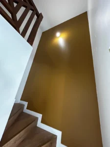 Penture d'espace dans une maison à Octeville-sur-Mer-apres